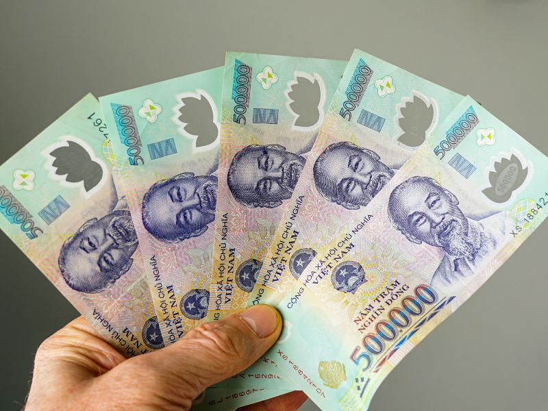 nam-mo-thay-tien-danh-con-gi-giai-ma-chi-tiet-goi-y-con-so-may-man3