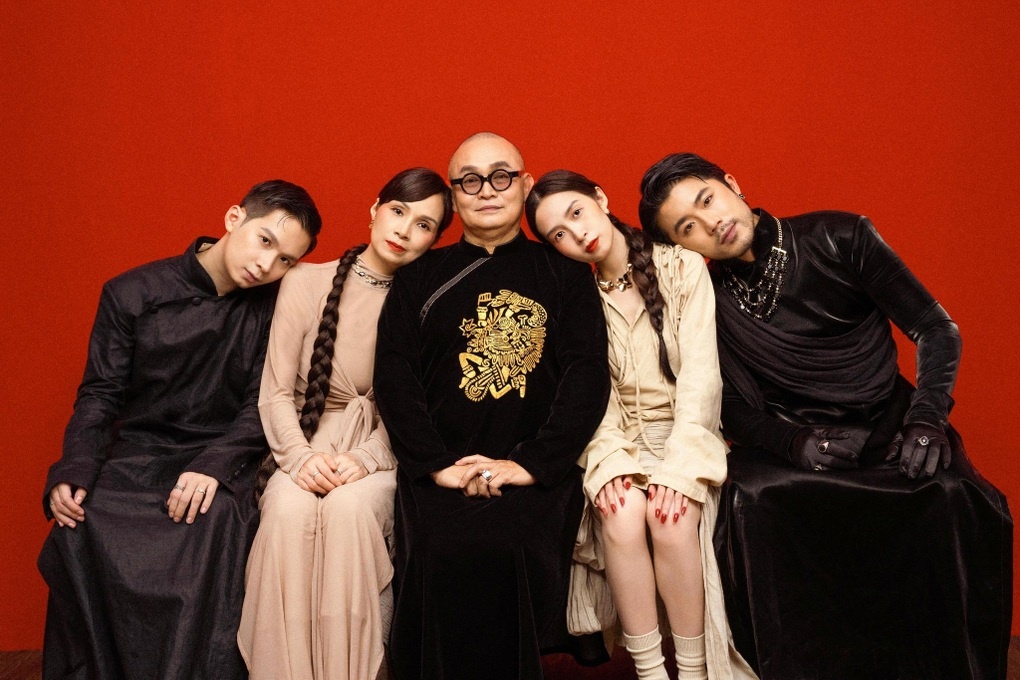 nghe-si-xuan-hinh-sinh-nam-bao-nhieu-1