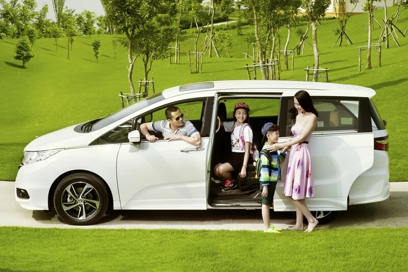 Ô tô gia đình đến 8 chỗ không kinh doanh vận tải có mức phí tham khảo 1,56 triệu đồng cho 12 tháng.