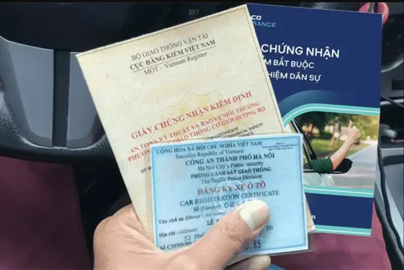 Kiểm tra số chỗ, mục đích sử dụng, khối lượng, chu kỳ kiểm định và kỳ phí trước giúp chủ xe xác định đúng số tiền phải nộp.
